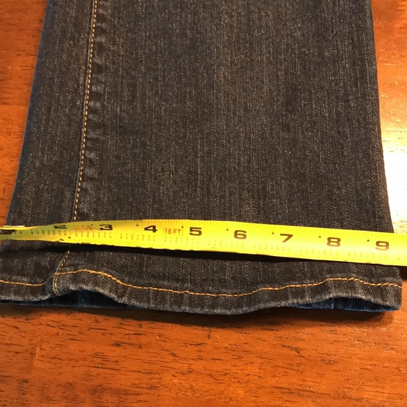 Levi’s San Francisco Bold Curve Classic Boot Cut Jeans - Picture 11 of 11